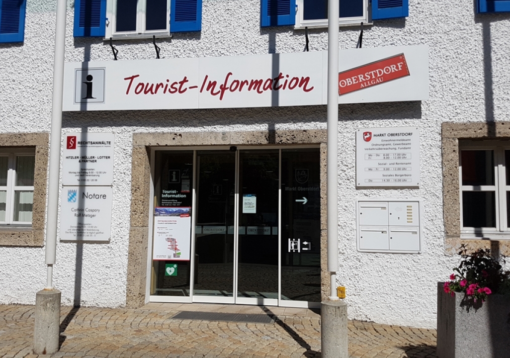 Tourist Information am Bahnhof