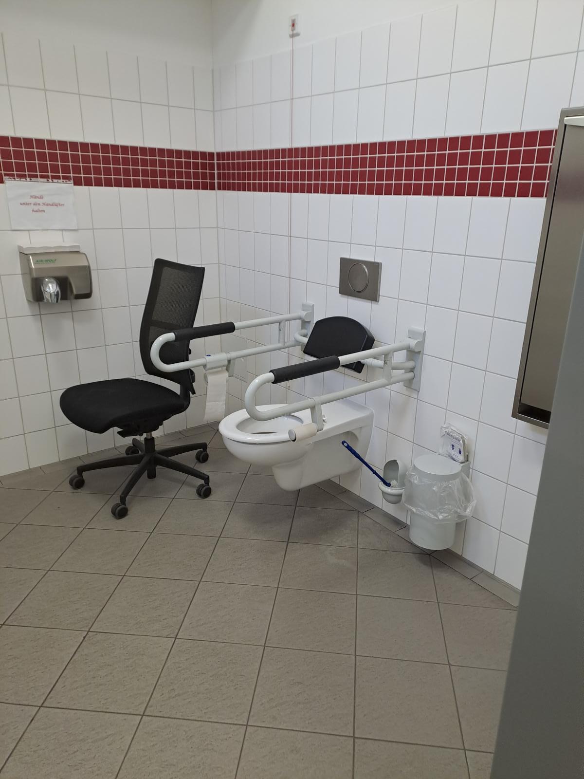 Öffentliches WC - ©DSFT Berlin
