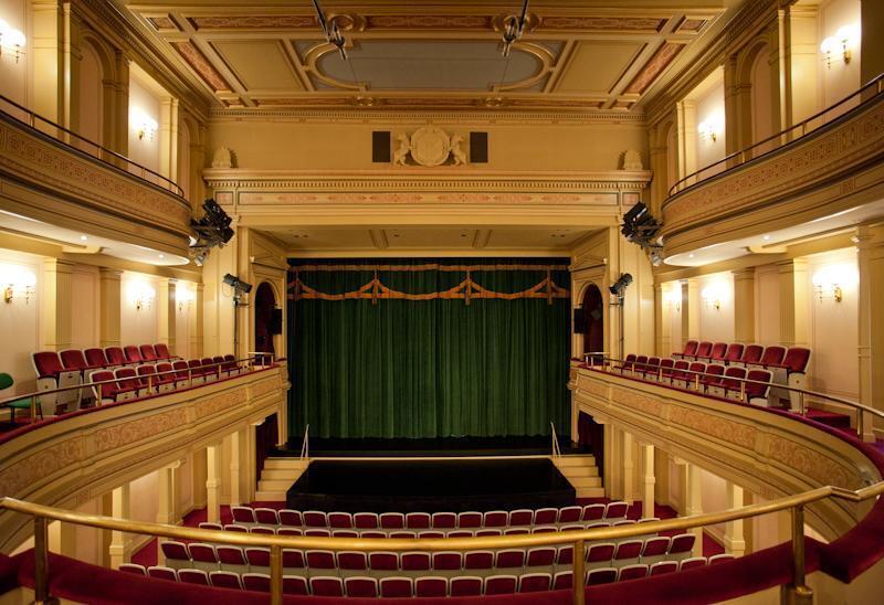 Carl-Maria-von-Weber-Theater Bernburg
