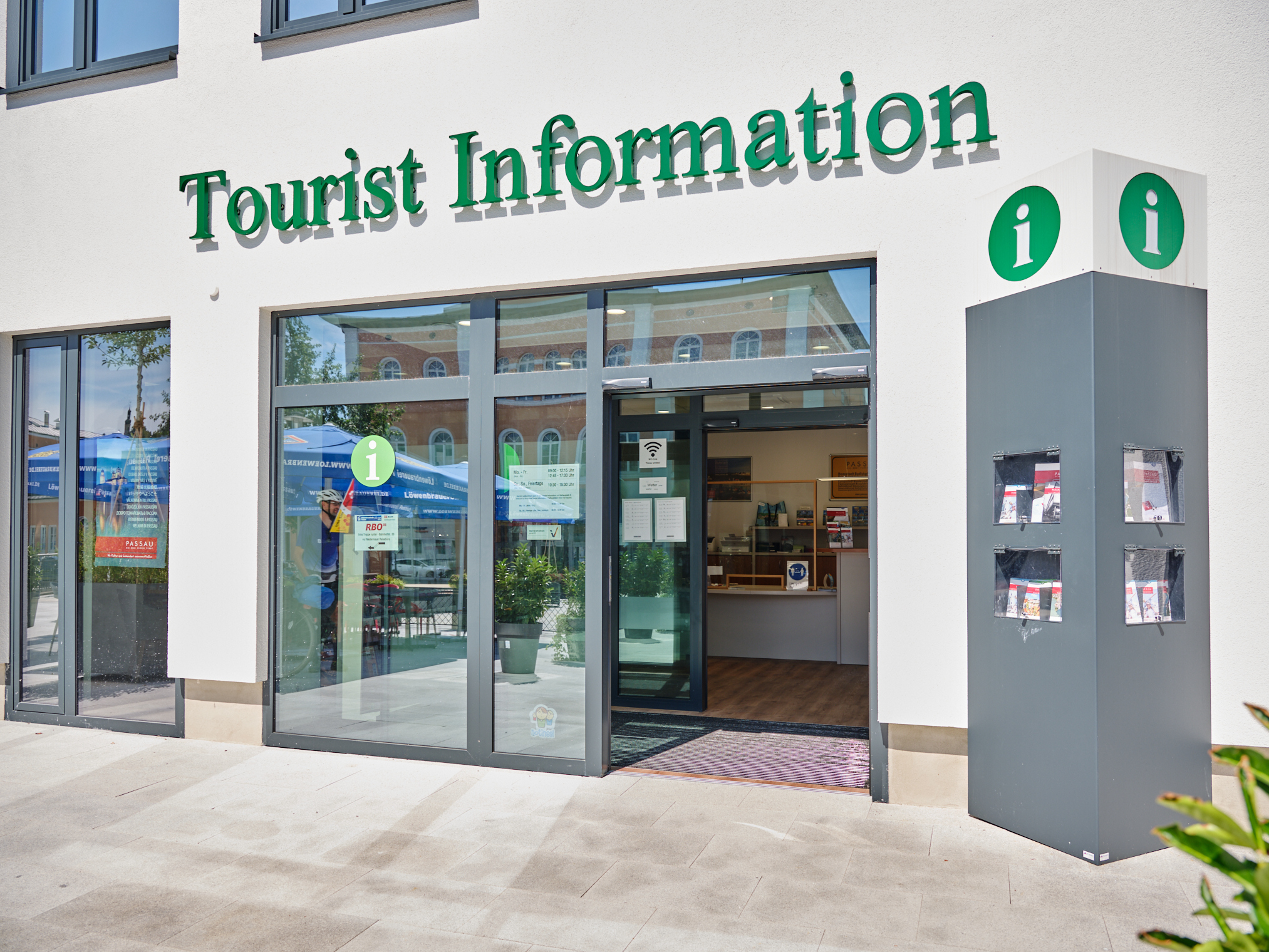 Tourist-Information am Hauptbahnhof Passau