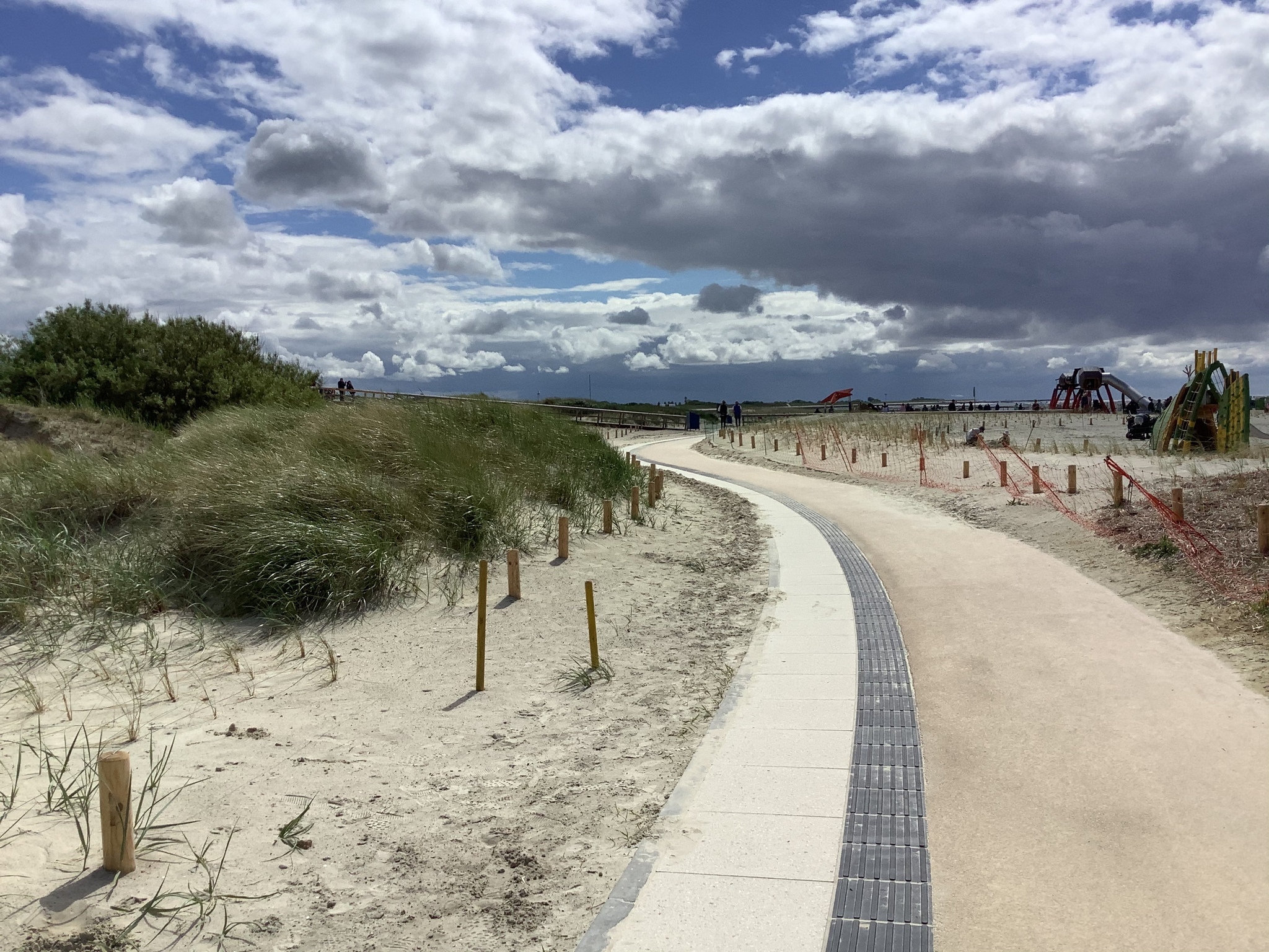 Nationalparkpromenade und Dünenlandschaft