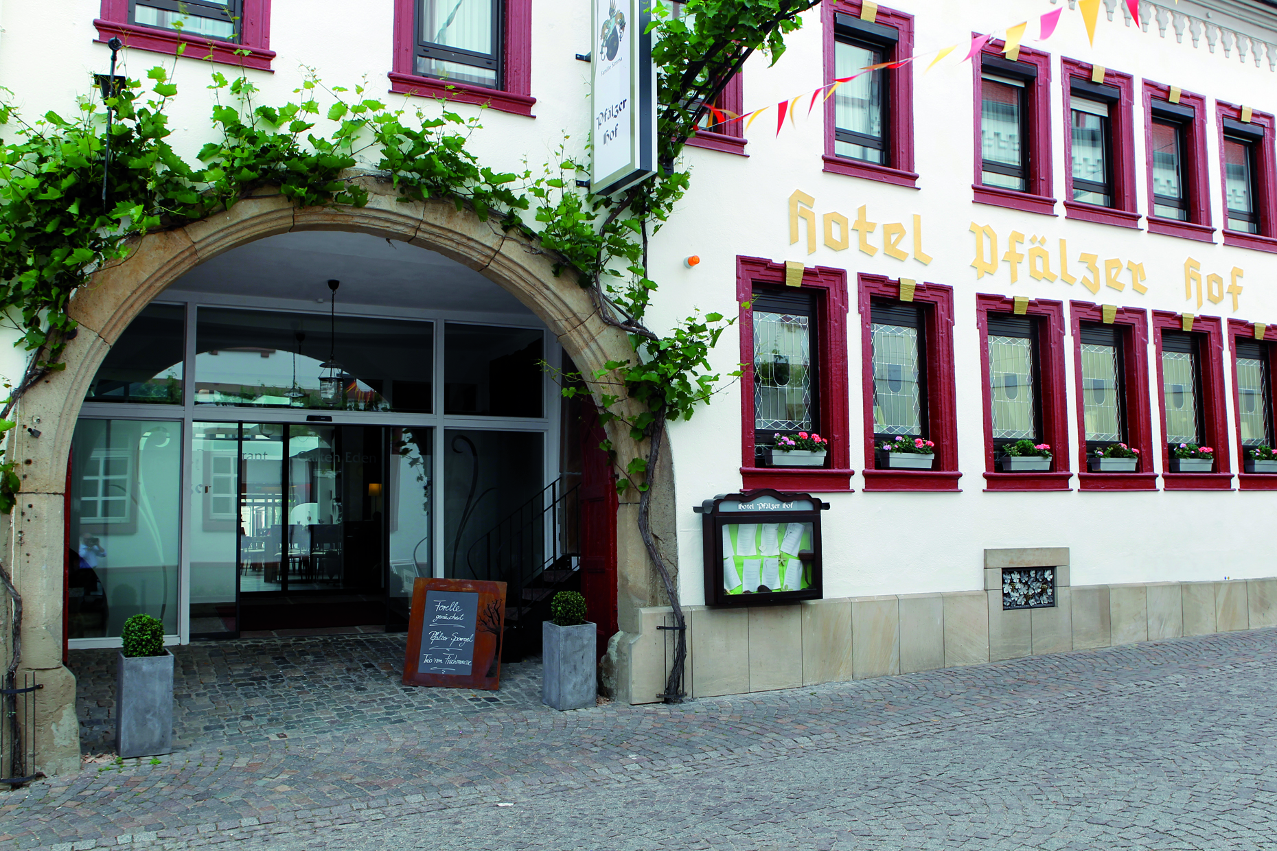 Hotel Restaurant Pfälzer Hof