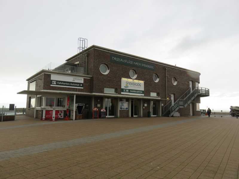 Fährterminal Neuharlingersiel (nach Spiekeroog)