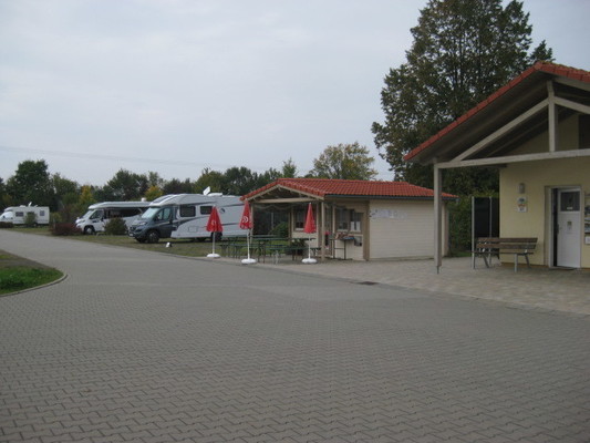 TopPlatz Reisemobilstellplatz Hofheim