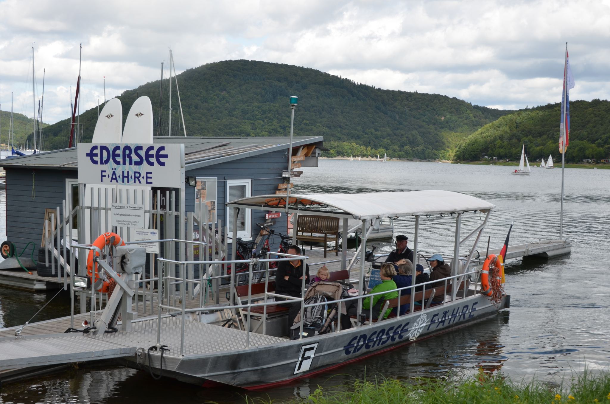 Edersee-Fähre