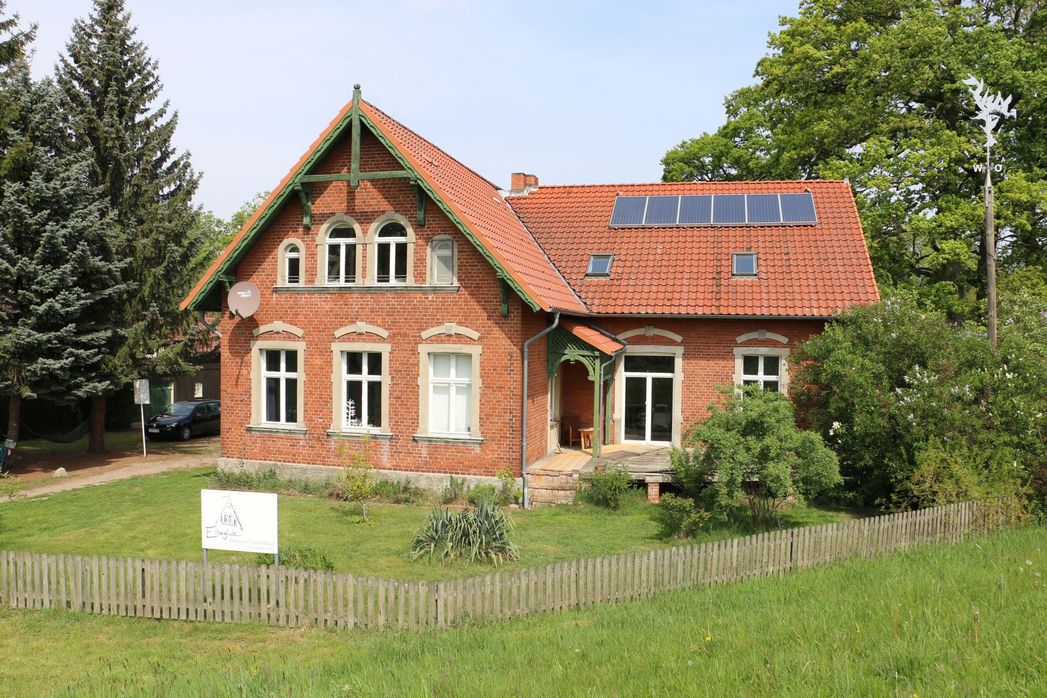 Elbeglück-Pension und Gartenlokal: Ferienhaus Remise