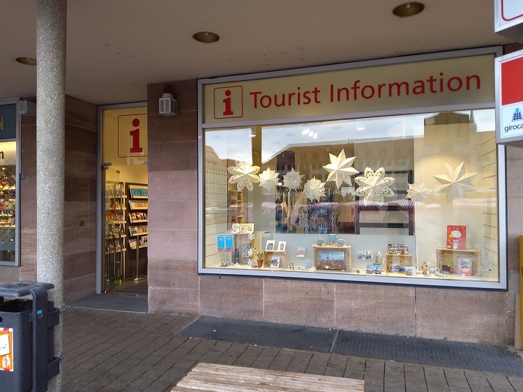 Tourist Information Nürnberg am Hauptmarkt  - ©Tatjana Hahn