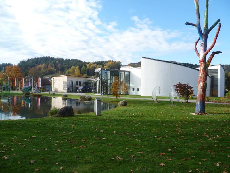 Glasmuseum Frauenau mit Infostelle Nationalpark Bayerischer Wald und Tourist-Info - ©Martine Ernst Glasmuseum Frauenau mit Infostelle Nationalpark Bayerischer Wald und Tourist-Info - ©Martine Ernst
