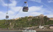 Festung Ehrenbreitstein mit Kabinen der Seilbahn Koblenz - ©Ulrich Pfeuffer