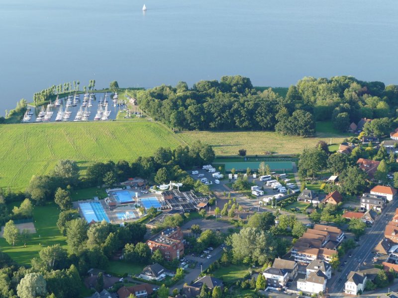 Wohnmobilstellplatz am Badepark - ©Bad Zwischenahner Touristik GmbH Luftaufnahme Wohnmobilstellplatz am Badepark - ©Bad Zwischenahner Touristik GmbH