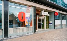 Tourist-Information in der Wissenswerkstadt Bielefeld - ©Tim Froehlich