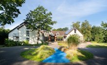 Flussbett Hotel - ©Tim Karapetian Flussbett Hotel - ©Tim Karapetian