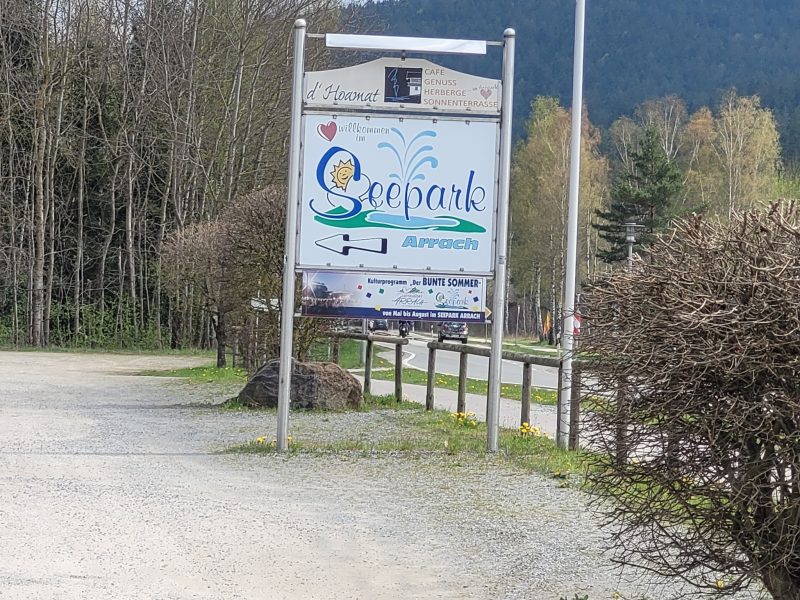 Seepark Arrach mit Natur-Art-Parks - ©Patricia Schwägerl Bild von Seepark Arrach mit Natur-Art-Parks - ©Patricia Schwägerl