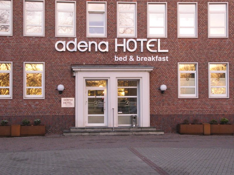 Hotel Adena