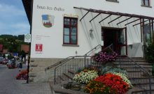 Haus des Gastes (Touristinformation) Oberstaufen - ©Denise Moosburger Haus des Gastes (Touristinformation) Oberstaufen - ©Denise Moosburger
