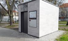 City Toilette Berlin Friedrich-Wilhelm-Platz - ©Marina Rochel City Toilette Berlin Friedrich-Wilhelm-Platz - ©Marina Rochel