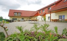 Die Jugendherberge Kelbra mit Blick von der Außenterrasse
© Deutsches Jugendherbergswerk Landesverband Sachsen-Anhalt e. V. Die Jugendherberge Kelbra mit Blick von der Außenterrasse
© Deutsches Jugendherbergswerk Landesverband Sachsen-Anhalt e. V.