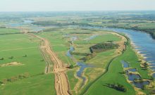Radtour "Mehr Raum für die Elbe – unterwegs in Deutschlands erster großen Deichrückverlegung" - ©Luftbild_DRV_Jochen_Purbs Radtour "Mehr Raum für die Elbe – unterwegs in Deutschlands erster großen Deichrückverlegung" - ©Luftbild_DRV_Jochen_Purbs