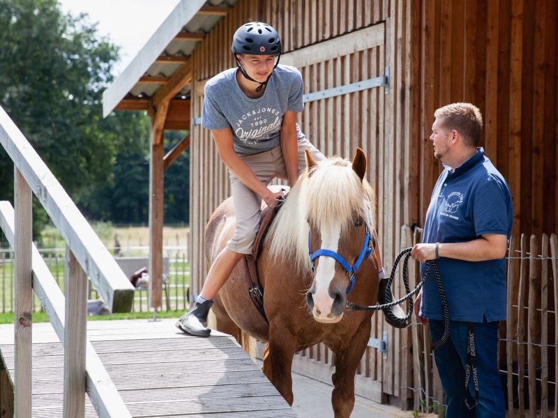 Helfende Tiere - Zentrum für tiergestützte Therapie & Pädagogik