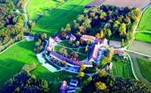 Schlosshotel Blumenthal (Foto © Ernst A. Graf); Luftbild Schlosshotel Blumenthal (Foto © Ernst A. Graf); Luftbild