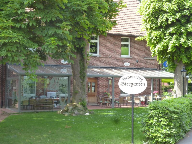 Gaststätte Schwering - ©Sandra Hamer Gaststätte Schwering mit Biergarten - ©Sandra Hamer